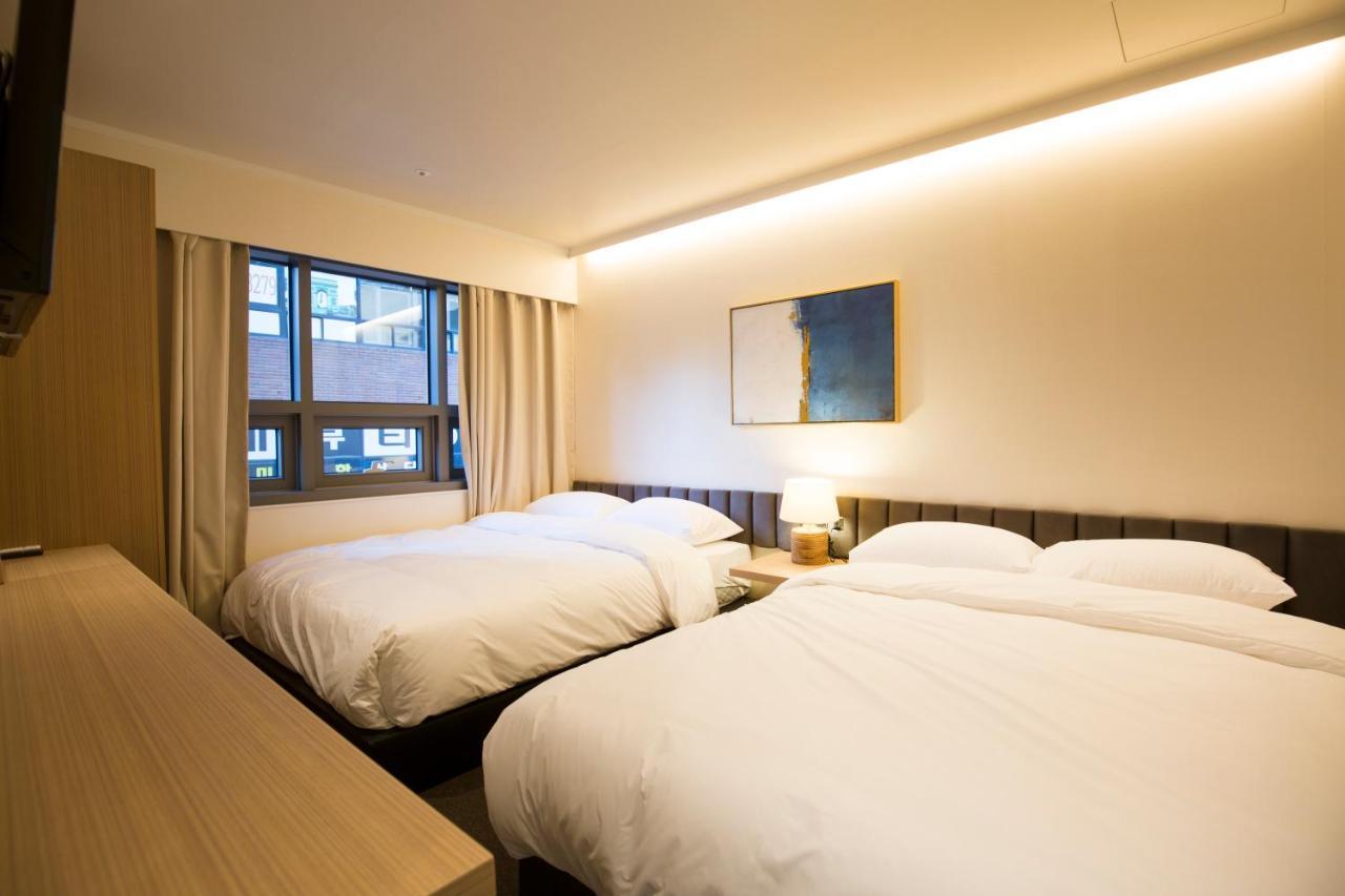 Uh Suite The Jongno Сеул Экстерьер фото